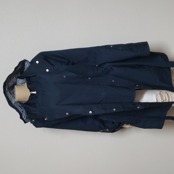 Lark & Ro, Gringham Short Trench Coat, Size M, Navy Color. - Picture 7 of 11